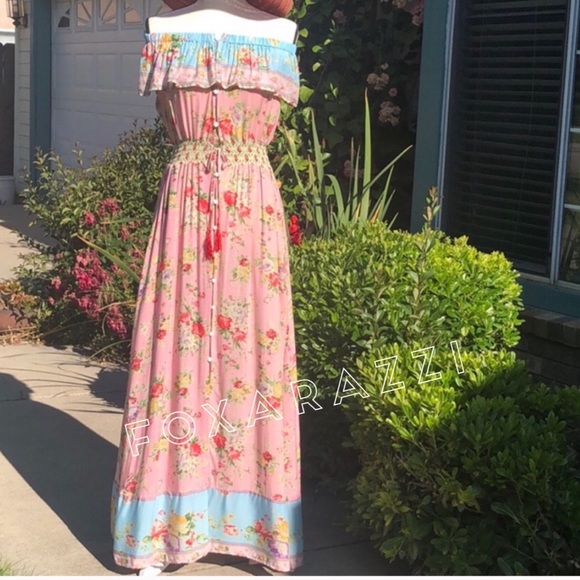 Lost in Paradise Hosanah Pocketed Maxi Dress Lotus - Picture 3 of 6